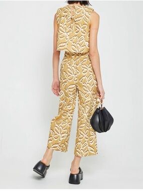 Kourt Willow Two Piece Crop Top/Pant Set